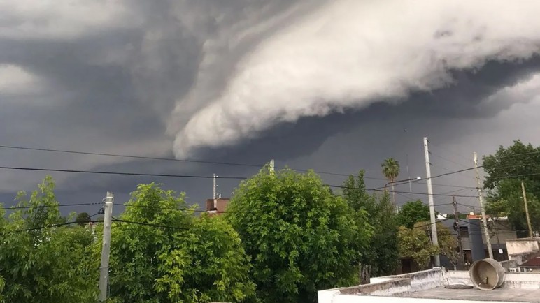 Emiten alerta por posibles tormentas con granizo en Mendoza hoy viernes